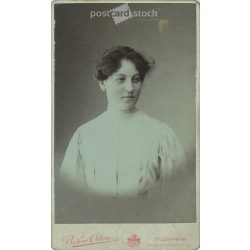   Early 1910s - Studio photo of a young woman. Produced by Ödön Békei’s photography studio in Budapest.  Cabinet card / CDV photo / hardback photo. (2792210)