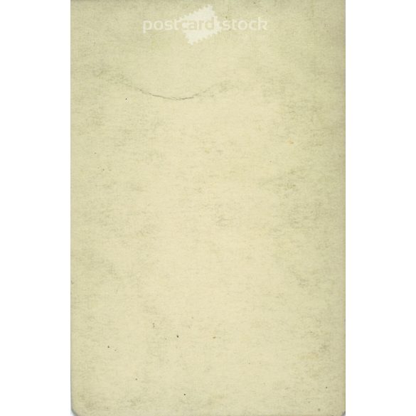 1920s. A wealthy man in a coat with a fur collar. Original paper image. Its maker is unknown. (2792227)