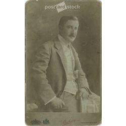   Early 1900s. Man with walking stick, hat, studio shot. It was made by Sterlisky’s photography studio in Budapest. Original  Cabinet card / CDV photo / hardback photo. (2792234)