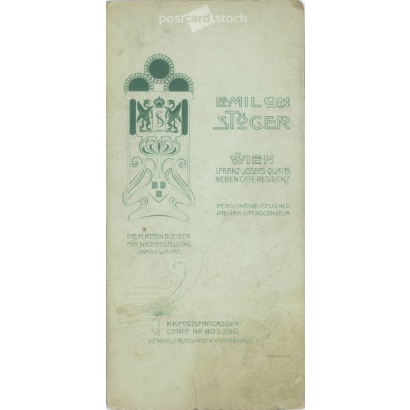 Early 1900s. Man with hat, studio shot. Produced by the photography studio of Emil Stöger, Vienna. Original  Cabinet card / CDV photo / hardback photo. (2792235)