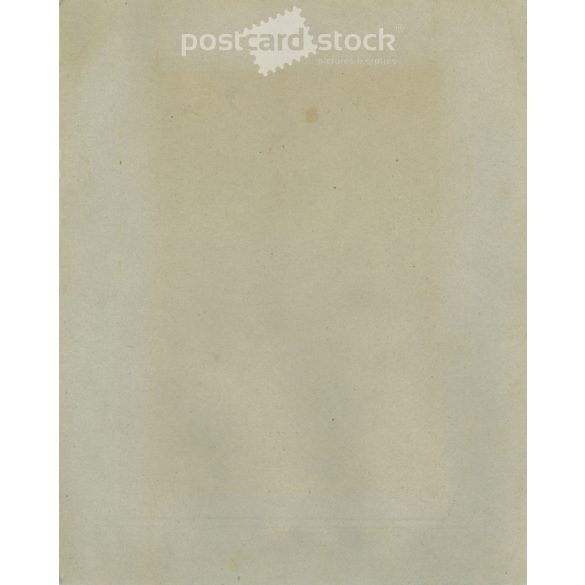 After 1945. Elegant ladies on the Fisherman’s Bastion. Its maker is unknown. Original, cashiered paper image. (2792262)