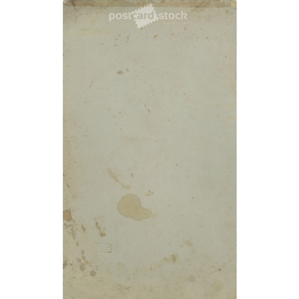 1910s. Mother with her child, studio shot. Made in the photographic studio of Homonnai, Makó. Original, cashiered paper image. (2792264)