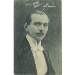   1928 - Studio portrait of an unknown, elegant, young man. It was made at the Fénynyomda és Grafikai Műinzetze, Budapest. Photo sheet, postcard. (2792285)