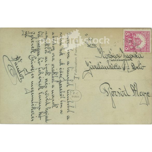 1927 - Romantic old postcard. Paris. Young lady in hat and veil. Gelatin silver. (2792378)