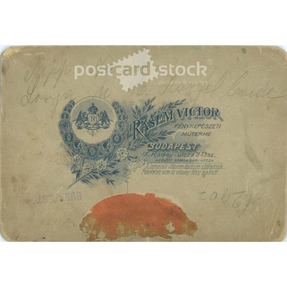 Early 1900s. Studio photo of a young couple, taken in Viktor Rasem’s photography studio. Budapest. Old photo / Cabinet photo / hardback photo. (2792396)