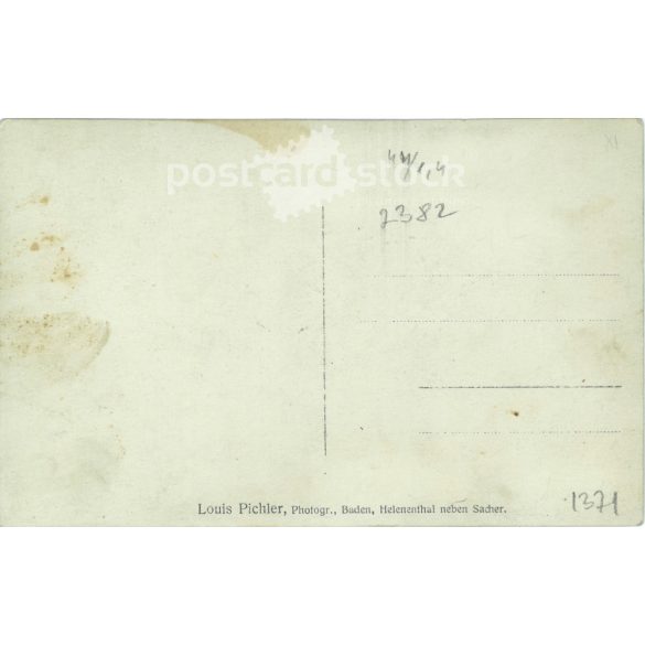 1910s. Baden. Classy company on a road trip. Produced by the photography studio of Louis Pichler. Original paper image. Old photo. Black and white photo sheet, postcard. (2792561)