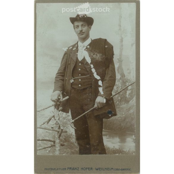 The work of Franz Hofer’s photography studio. Weilheim. Early 1900s. Photo of an unknown young man. Old photo, business card, CDV photo. (2792582)