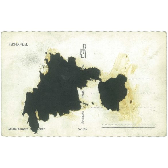 1963 - Signed photo of French film actor Fernandel. The picture was taken by Studio Berbard et Vauclair. Original paper image. Old photo. Black and white photo sheet, old postcard. (2792598)