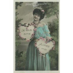   1907 – Romantic postcard. Original paper image. Old photo. Colored photo sheet, old postcard. (2792649)
