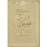 1887. Testvérpár, műtermi felvétele. Személyük ismeretlen. A photo by A. Pech, Budweis, Wiener Vorstadt 2. fényképészeti műtermében készült. Eredeti kabinetfotó / keményhátó fotó / régi fotó. (2792672)