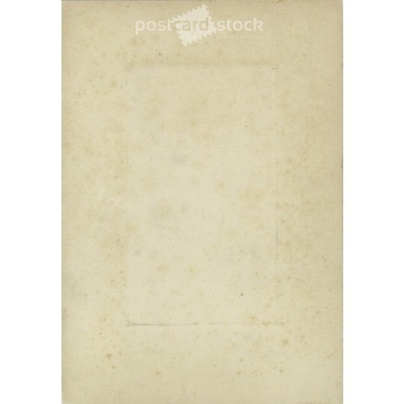 Late 1890s. Studio photo of an elegant gentleman. The person in the picture is unknown. The work of the photography studio of Károly Koller’s successors. Budapest. Old photo, original cabinet photo / hardback photo. (2792728)