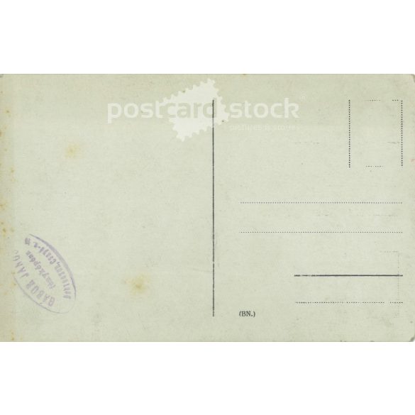 Circa 1910. Family, full-length, studio recording. The persons in the picture are unknown. Produced by János Gábor photography studio. Debrecen. Gelatin silver. Original paper image. Old photo. Black and white photo sheet, old postcard. (27925739)