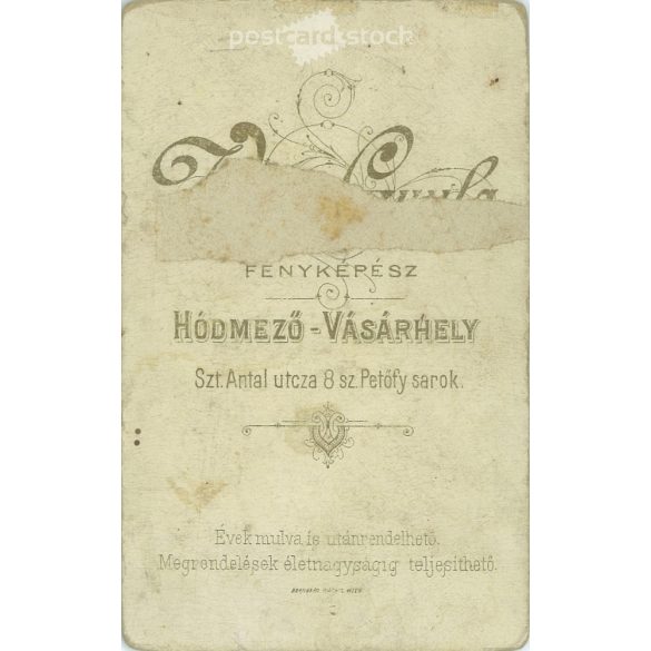 Circa 1900. Studio photo of unknown man. The work of the photography studio of Gyula Veress. Hódmező-Vásárhely. Old photo, business card, CDV photo. (2792760)