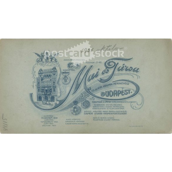 October 1908. Studio shot of a young couple. The identity of the people in the picture is unknown. The photo studio of Mai és Társa was created. Old photo, original cabinet photo / hardback photo. (2792783)