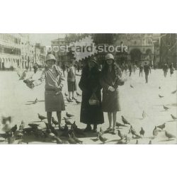   1928. Ladies with pigeons. The identity of the people in the picture and the creator of the picture are unknown. Original paper image. Old photo. Black and white photo sheet, old postcard. (27925788)