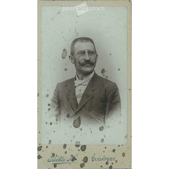 Mr Zwickeres, with bow tie, portrait photo. Original cabinet photo / hardback photo / business card, CDV photo (2792815)