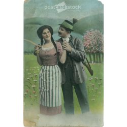   1914 - Romantic postcard. Original old photo. Colored photo, old postcard. (2792832)