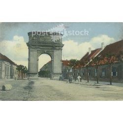   1920 - Kőkapu, Vác. Published by B. M. and Co.. Original paper image. Colored photo, old postcard. (2792840)