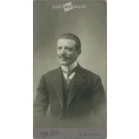 Studio portrait photo of an elegant gentleman. The person in the photo is known. The photo was taken in Béla Roth’s photo studio in Szarvas. Old photo. Original  Cabinet card / CDV photo / hardback photo. (2792848)