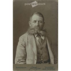   cca 1900. Studio portrait photo of an elegant, bearded, older gentleman. The photo was taken in the Fekete photo studio, Oradea. Old photo. Original cabinet photo / hardback photo / business card, CDV photo. (2792850)
