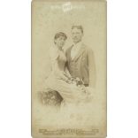 Wedding photo of a young couple. The identity of the people in the photo is unknown. The photo was taken in the Mertens and Partner photo studio in Budapest. Old photo / Cabinet photo / Hardback photo (2793022)