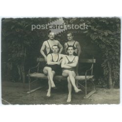   1937 - on the beach in Debrecen, Golden Bull Hotel, chef colleagues. Original photo on paper, black and white photo sheet, postcard. (2793042)