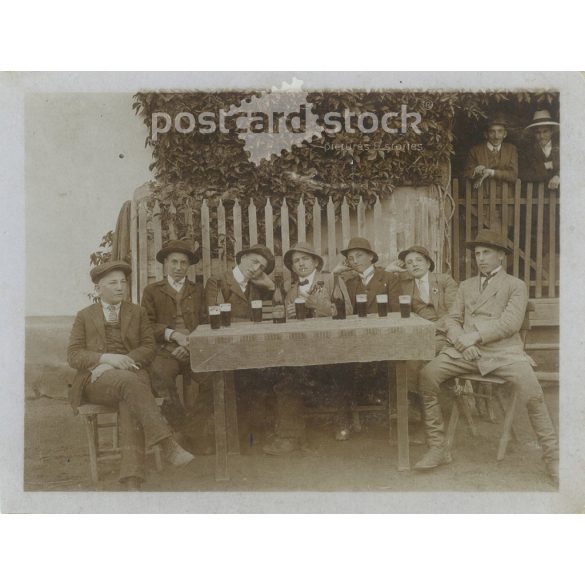 1915 – On a trip with friends after graduation. Original on paper. Photo sheet, postcard. (2793288)