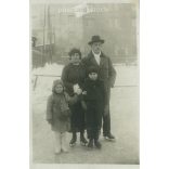 Budapest, Szalay Street Ice Rink. The people in the picture and the photographer are unknown. Original photo. Black and white photo card, postcard. (2793416)
