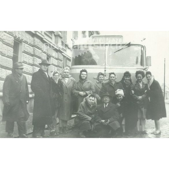 Work bus trip. The people in the picture and the photographer are unknown. Black and white photo, original paper image. (2793417)
