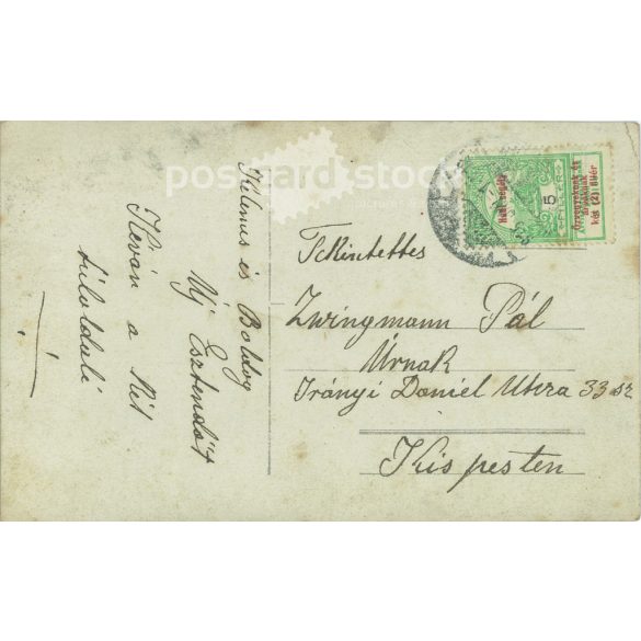 1915 - New Year’s greetings from a middle-aged, distinguished couple. The people in the picture and the photographer are unknown. Original photo. Black and white photo card, postcard. (2793439)