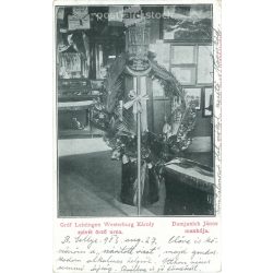   1903 - The urn containing the heart of Charles Leiningen-Westerburg and the crutch of János Damjanich. Black and white photographic sheet, old postcard. (2793465)