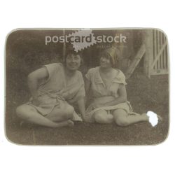   1920 - Visegrád. Cheerful moments. The people in the picture and the photographer are unknown. Old photo. Black and white photo, original paper photo. (2793630)