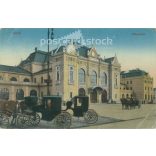 1926 - Arad, Railway Station with the carriages waiting in front of it. Published by Izsó Kerpel. Original old photo. Colored photo, old postcard. (2793661)