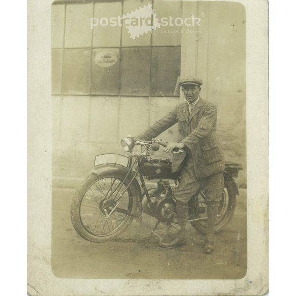 1925 – The photo shows Gyögy Karmanczy and his motorcycle, in Debrecen. The photographer is unknown. Original old photo. Black and white photo, old postcard. (2793668)