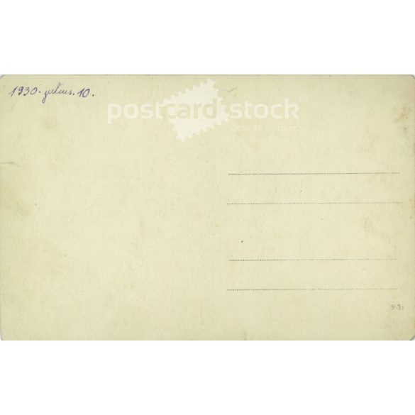 1930 - Young people on vacation. The people in the picture and the photographer are unknown. Original old photo. Black and white photo, old postcard. (2793669)