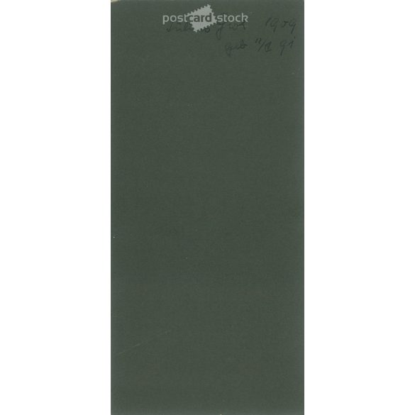 1909 - Studio photo of a young man in a hat. The picture was taken in Johann Müller’s studio in Rumburg. Old photo. Original cabinet photo / hardback photo / business card, CDV photo. (2793761)