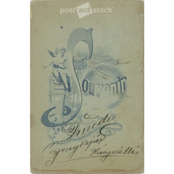 Circa 1900 - Photo of a young couple in the garden. The photo was taken in Füred’s photo studio in Kisújszállás. Old photo. Original cabinet photo / hardback photo / business card, CDV photo. (2793769)