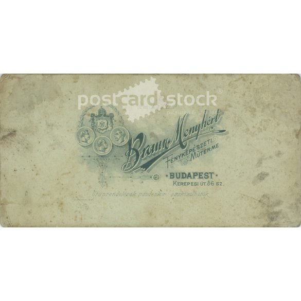 Circa 1900 - Photo of a wedding couple. The photo was taken in the Braun Menyhért photo studio in Budapest. Old photo. Original cabinet card / CDV photo / hardback photo. (2793791)