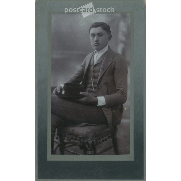 1927 - Portrait photo of György Kallai. The photo was taken in Jenő Dékány’s photo studio in Karcag. Original old photo. Black and white, laminated photo, original paper image. (2793792)