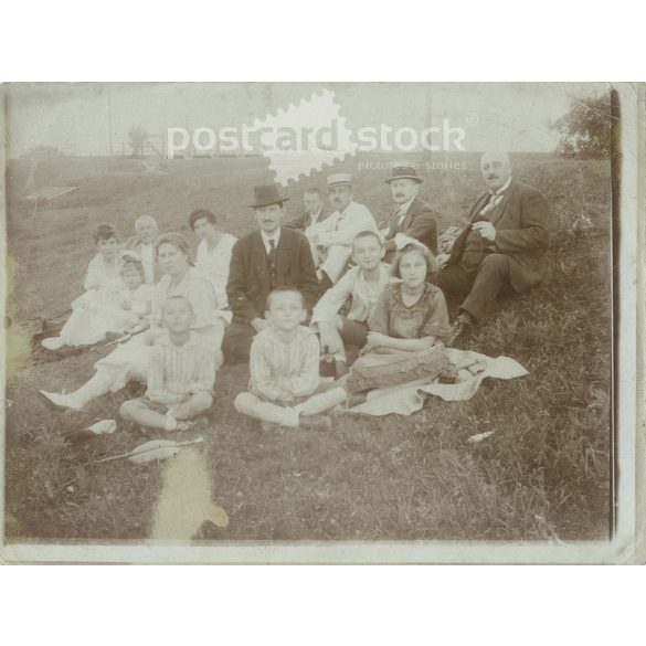 Circa 1920 - Hiking group. The people in the picture and the photographer are unknown. Original old photo. Black and white photo, original paper photo. (2793799)
