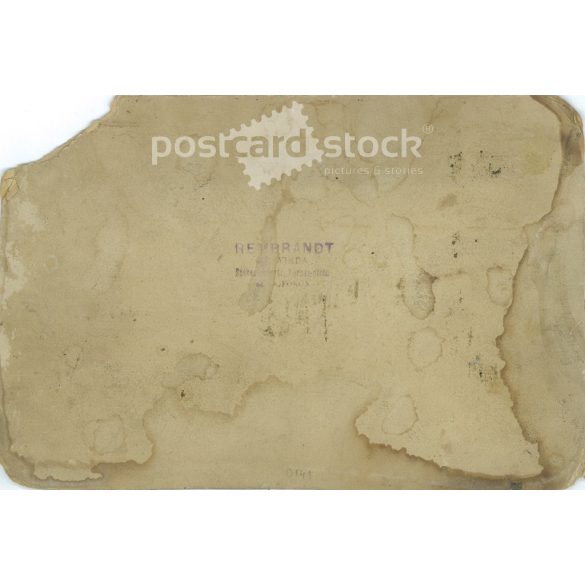 Group photo of a string orchestra. The identity of the people in the photo is unknown. The photo is a work by Rembrandt Televirda, taken in Székesfehérvár. Original old photo. Black and white, laminated photo, original paper photo. (2793854)