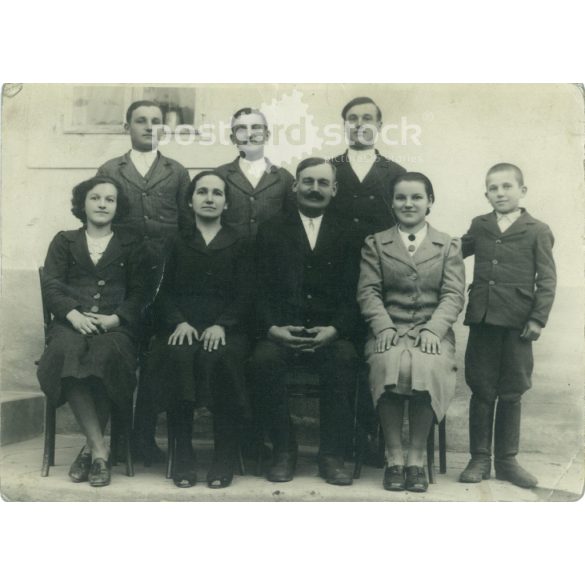 1938 - Bernáth Kálmán and his family. Bürgezd, Transylvania. The author of the picture is unknown. Original old photo. Black and white photo, original paper image. (2793876)