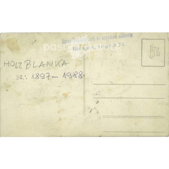 Circa 1919. Studio photo of Holcz Blanka. The photo is the work of the Aréna photographic and enlargement studio, Budapest. Original old photo. Black and white photo sheet, old postcard. (2793891)